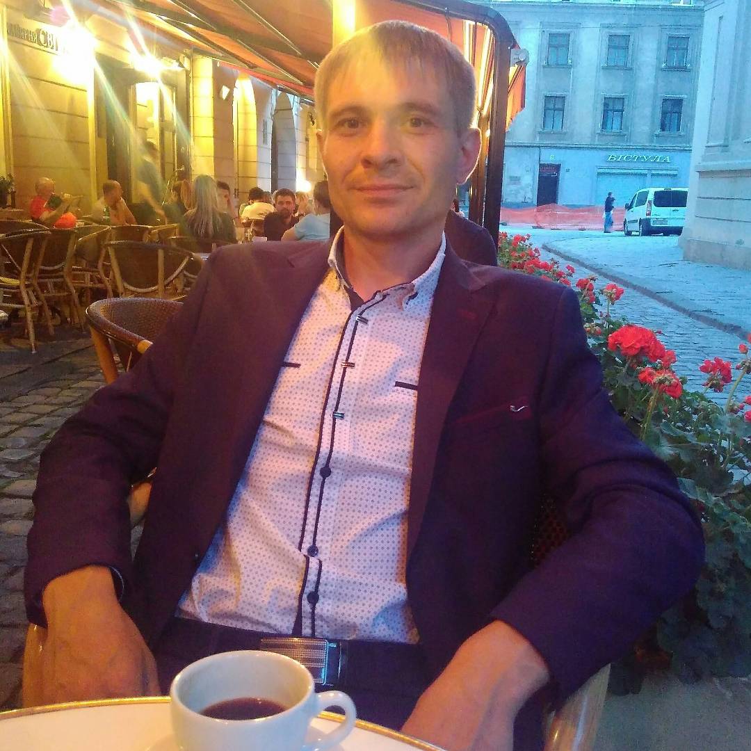 Мазур Володимир Іванович - директор
